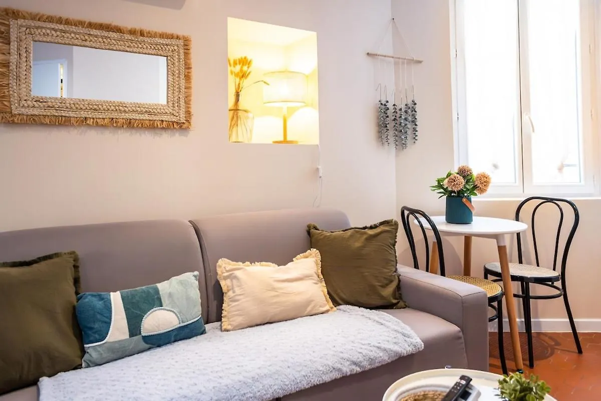 Cosy & Chill Appartements - Au Coeur Du Village De Cotignac, En Provence 0*, Cotignac Francia